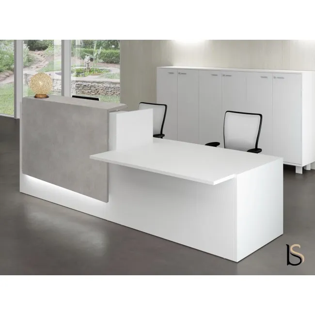 Banque d’accueil Z2 coloris blanc avec accès pour les personnes à mobilité réduite.