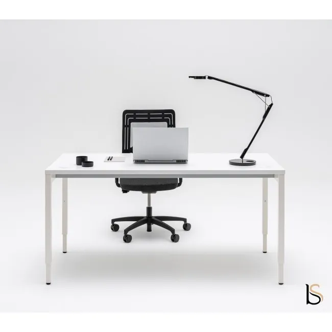 Bureau droit réglable en hauteur – MDD