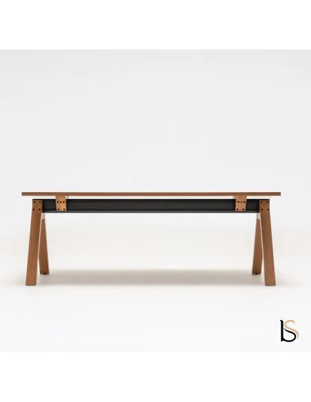 Table rectangulaire pieds en bois Ogi – MDD. Tables de réunion MDD
