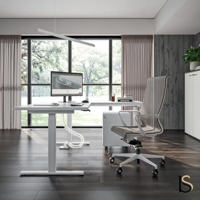 Bureau design avec retour électrique réglable en hauteur – Quadrifoglio