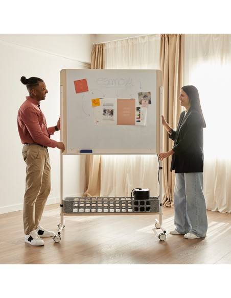 chevalet de conference design avec tableau blanc magnetique, version avec roulettes pour un deplacement facile