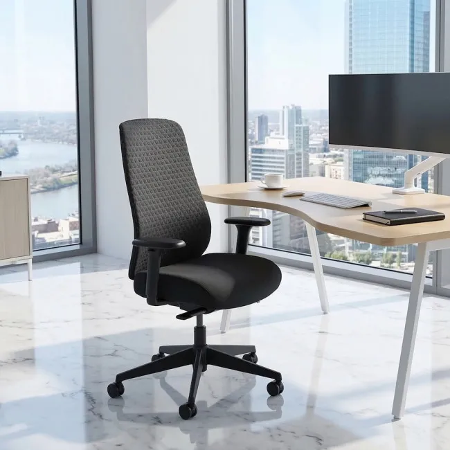 Fauteuil de bureau ergonomique Prisma avec dossier en maille 3D et accoudoirs 3D