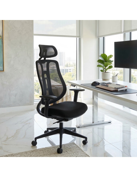 fauteuil manager avec têtière réglable, dossier résille avec renfort lombaire, assise tissu et accoudoirs réglables.