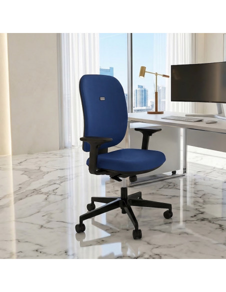fauteuil-bureau-sokoa-alaia-haut-dossier-bleu-synchrone-accoudoirs
