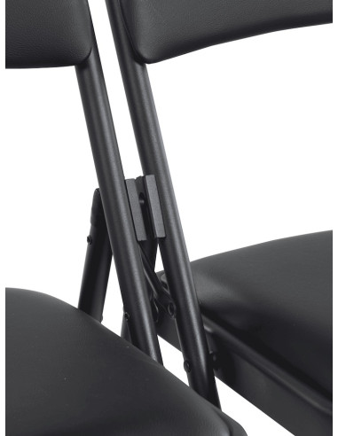 Zoom sur le système de fixation et d'accroche de la chaise pliante LINA