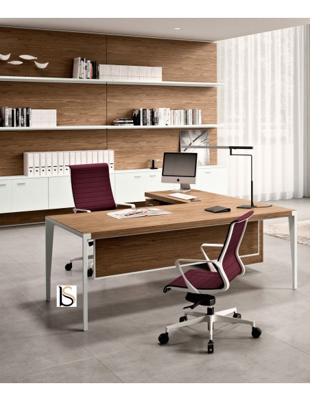 Bureau d’angle X9 avec pieds coloris blanc – Officity