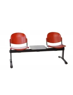 Poutre d’accueil Diam avec assises en polypropylène.