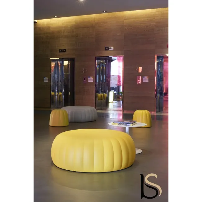 Grand pouf design Gelée – Slide