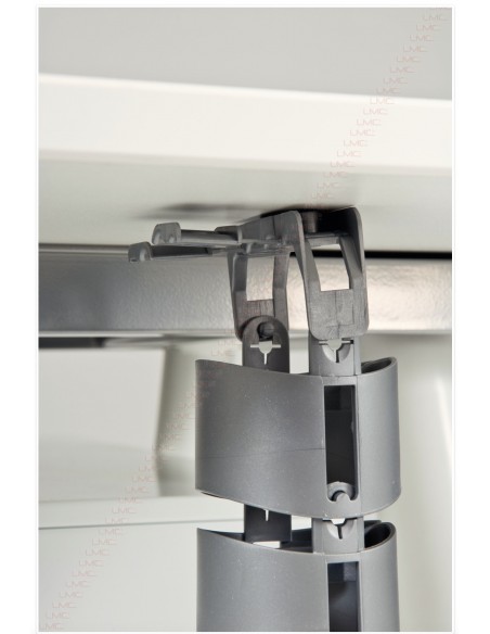 Guide câbles vertical, modèle Vertebra.