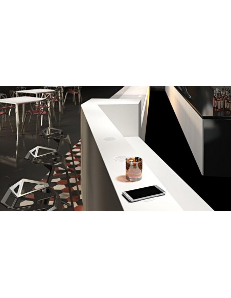 Chargeur Smartphone encastrable par induction.