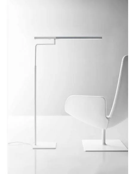 LAMPADAIRE DESIGN MINI STICK BY KARBOXX