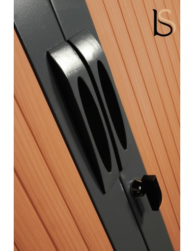 Armoire basse à portes rideaux ton bois – GAPSA