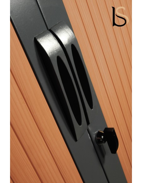 Armoire basse à portes rideaux ton bois – GAPSA