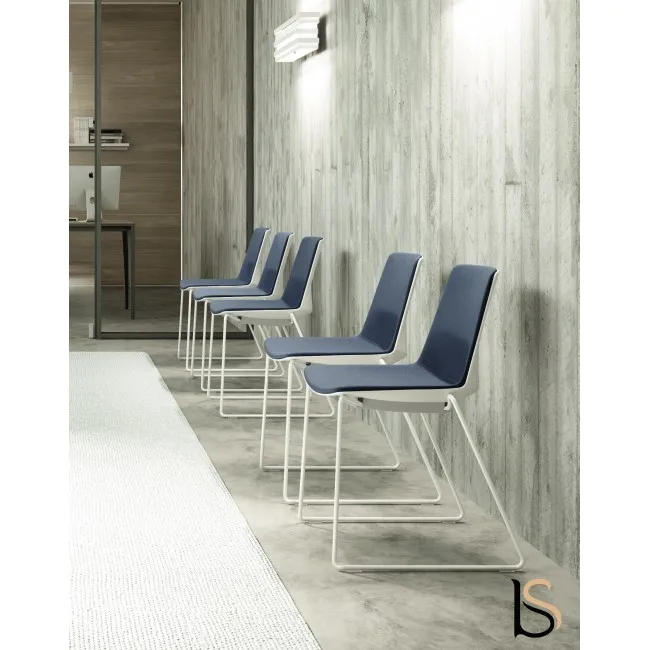 Fauteuil visiteur en cuir modèle Quentin - SITEK