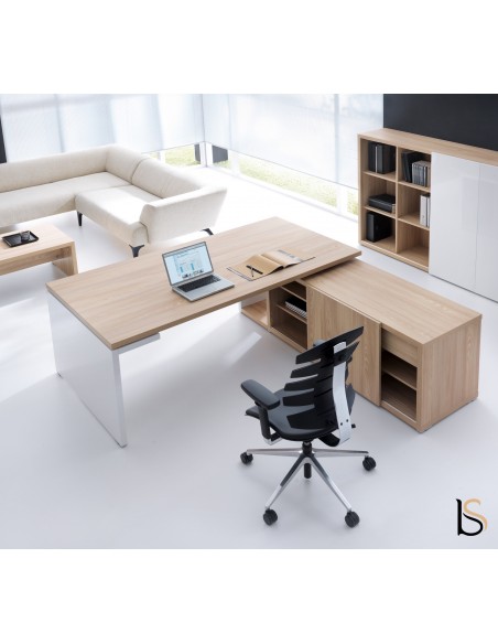 Bureau de direction Mito sur crédence - MDD