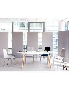 Table de réunion pieds en bois Ogi – MDD.