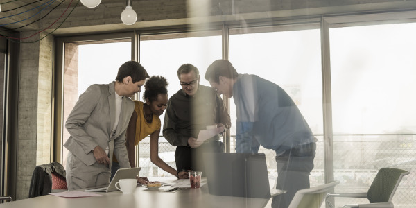 Quel design pour sa table de réunion ?